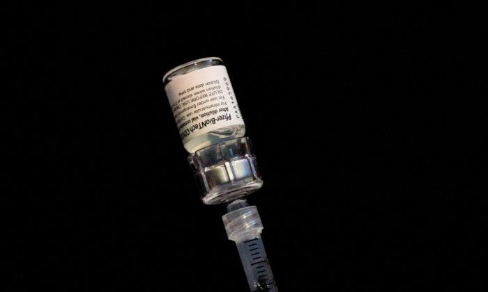 US Regulators Authorize COVID-19 Vaccine Booster Doses for 16- and 17-Year-Olds
