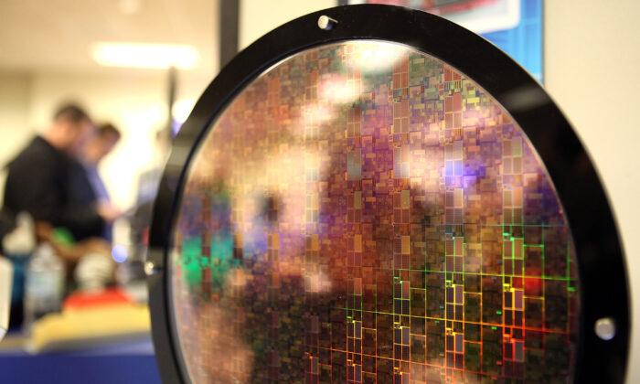 Samsung and TSMC Initiate 3nm Chip Production