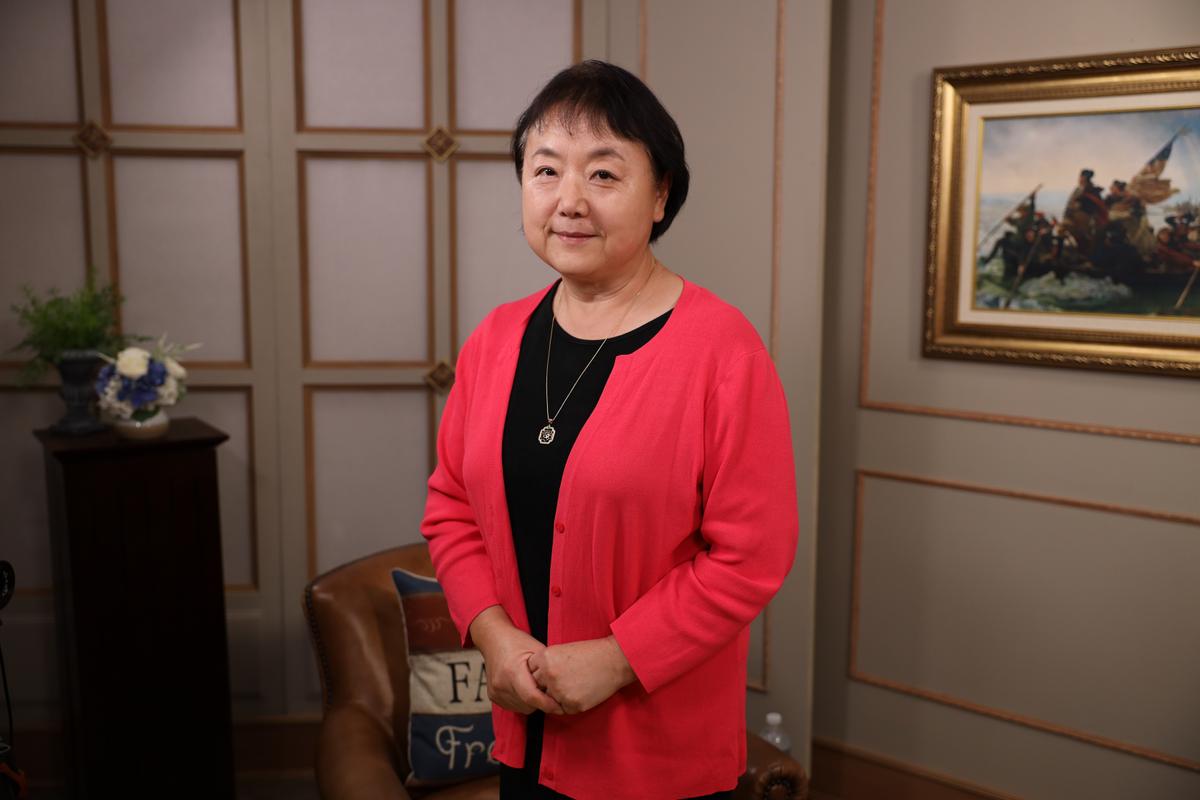 Witness Warns of Parallels Between China’s Cultural Revolution and the US Today