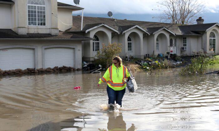 Flood-Hit Canada Province Braces for Heavy Rain, 3 Bodies Found