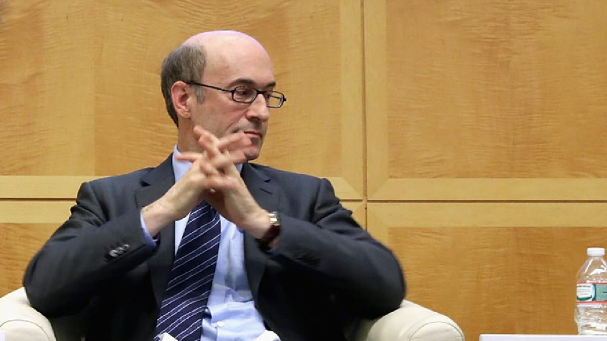 Harvard Economist Claims US Economy on ‘Knife-Edge,’ but Fed Maintains Inflation Is Temporary