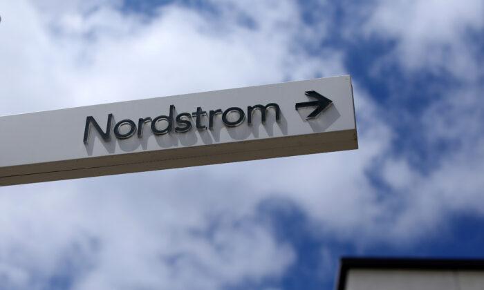 California Nordstrom Ransacked by 80 Looters in Ski Masks With Crowbars: Witnesses