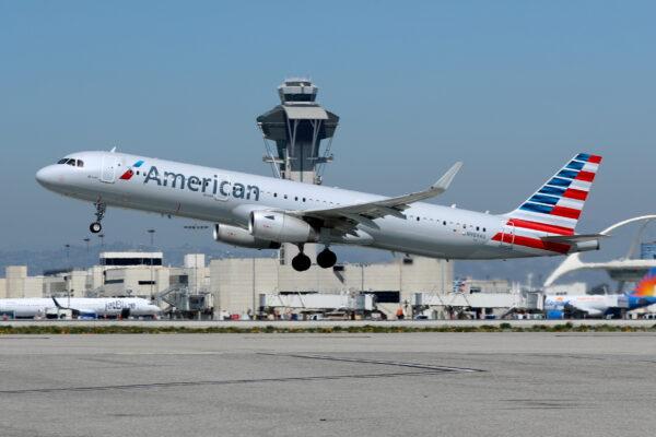 An American Airlines Airbus A321-200 plane takes off from Los Angeles International airport (LAX) in Los Angeles, Calif., on March 28, 2018. (Mike Blake/Reuters)