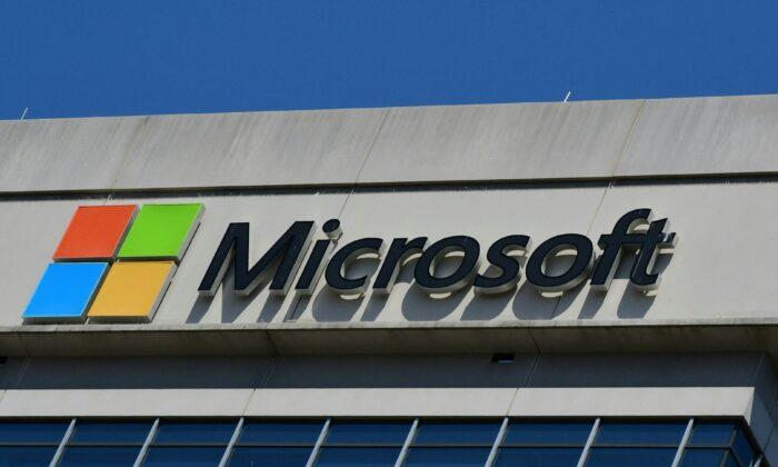 Wells Fargo Sees ‘Bright Future Ahead’ for Microsoft