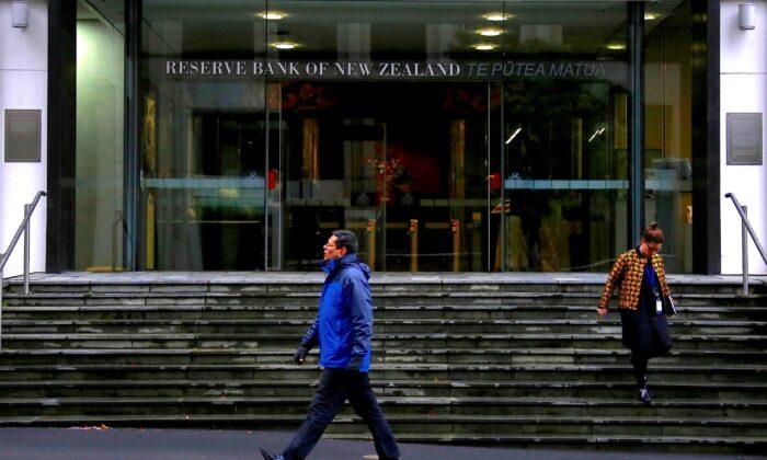 New Zealand Central Bank on a Hiking Spree as Economic Climate Gets Hotter: Poll