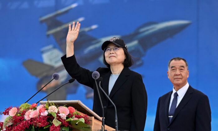 China Warns US After Washington Invites Taiwan to Democracy Summit