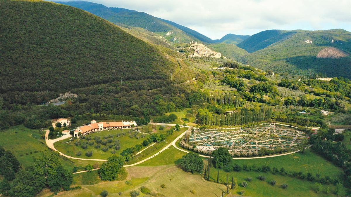 This aerial view of the estate shows its expansive, encompassing nature. (Paola Panicola)