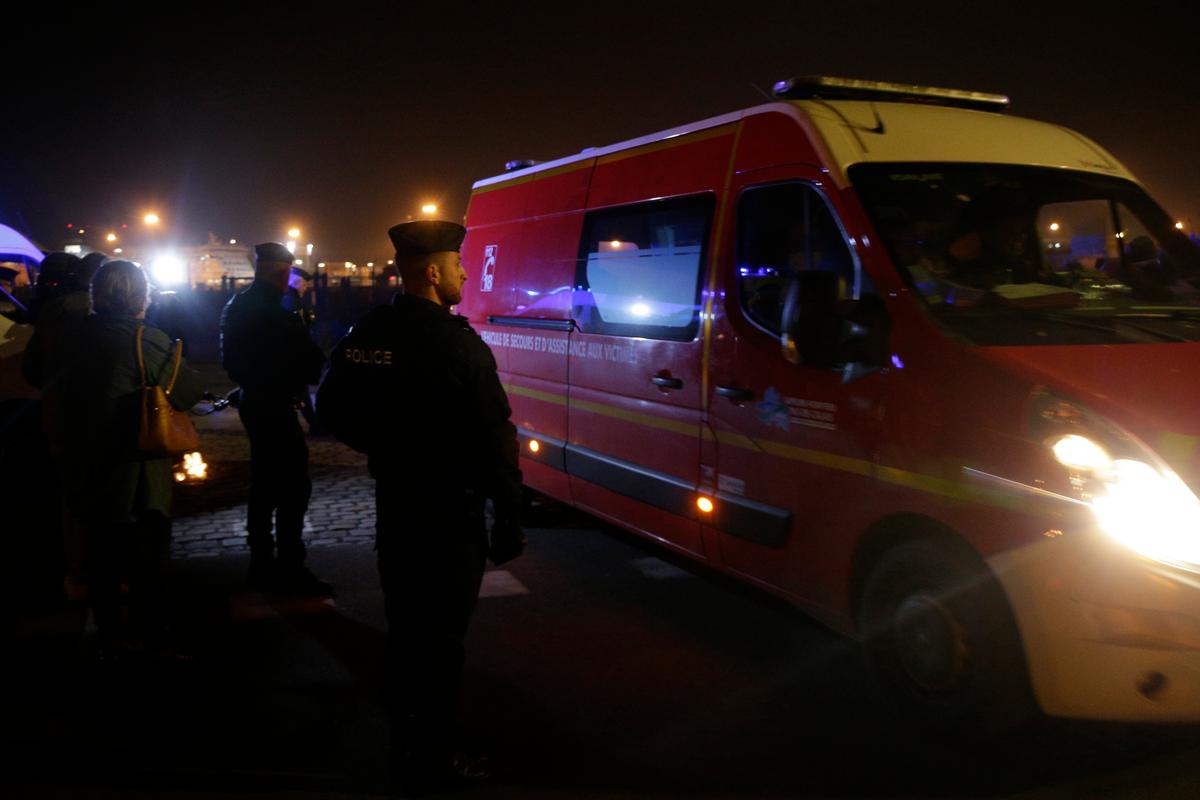 Migrant Boat Capsizes in English Channel; at Least 27 Dead