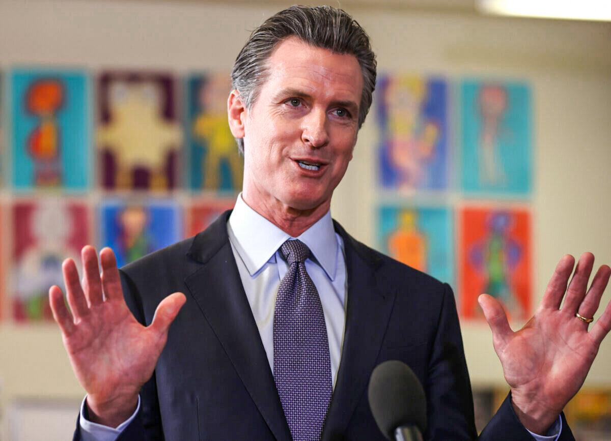 California Gov. Gavin Newsom speaks during a news conference after meeting with students at James Denman Middle School on Oct. 1, 2021 in San Francisco, Calif. (Justin Sullivan/Getty Images)