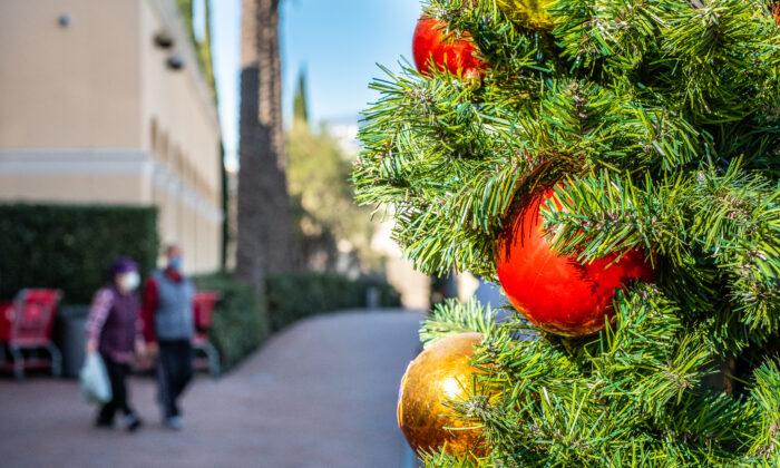 Christmas Events Kick Off in Los Angeles
