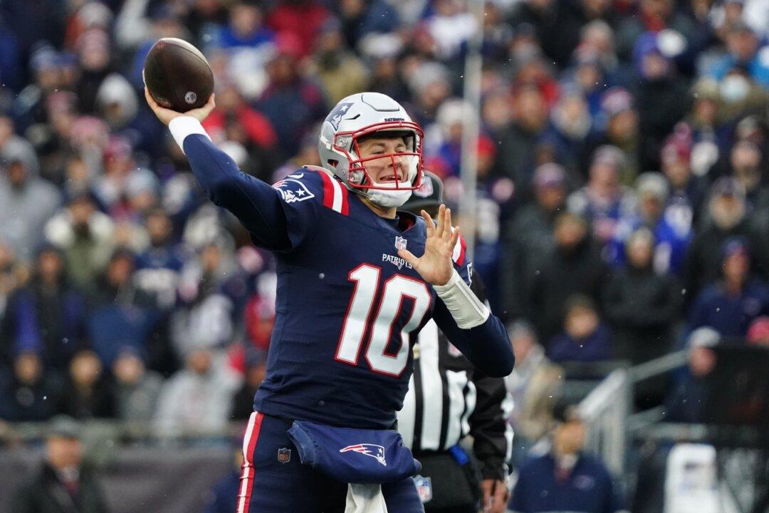 Patriots Ride Mac Jones’ Career Day to Win Over Titans