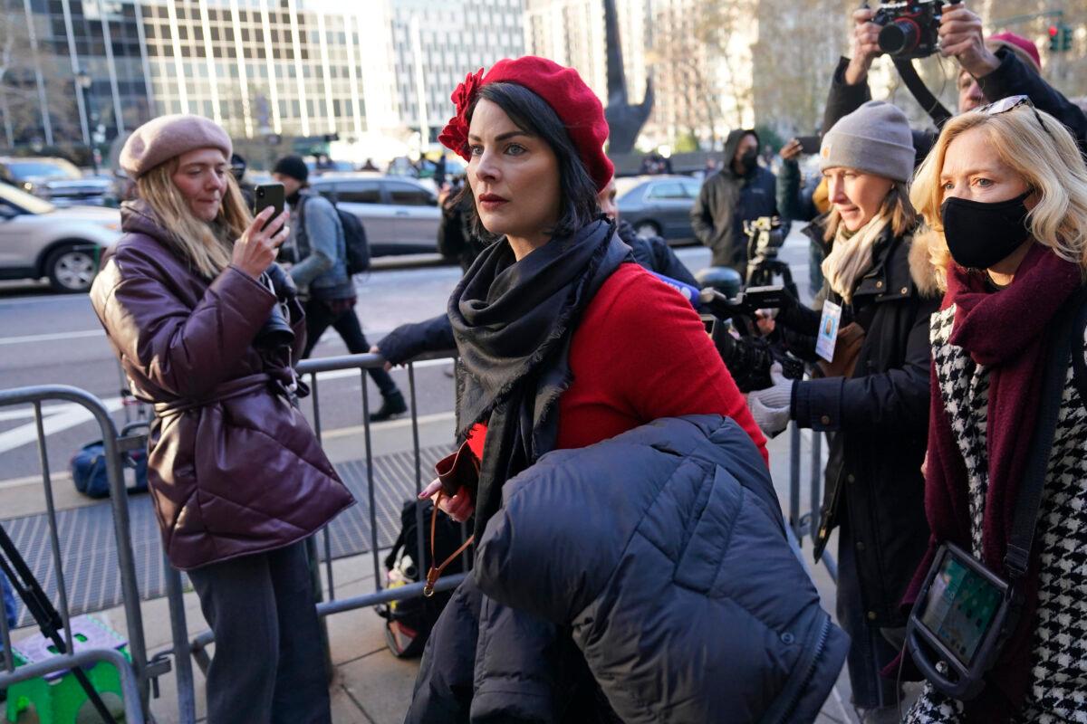 Sarah Ransome, an alleged victim of Jeffrey Epstein and Ghislaine Maxwell, arrives to the courthouse for the start of Maxwell's trial in New York, on Nov. 29, 2021. (Seth Wenig/AP Photo)