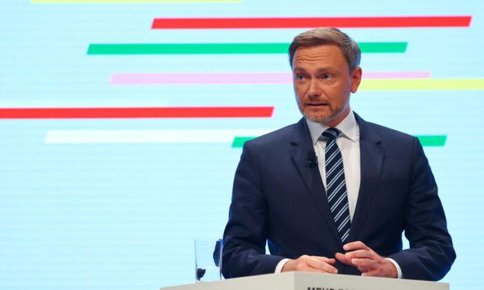 Germany’s Lindner Says Europe Will Be Able to Shield Its Economies Against Inflation Rising Over Ukraine War