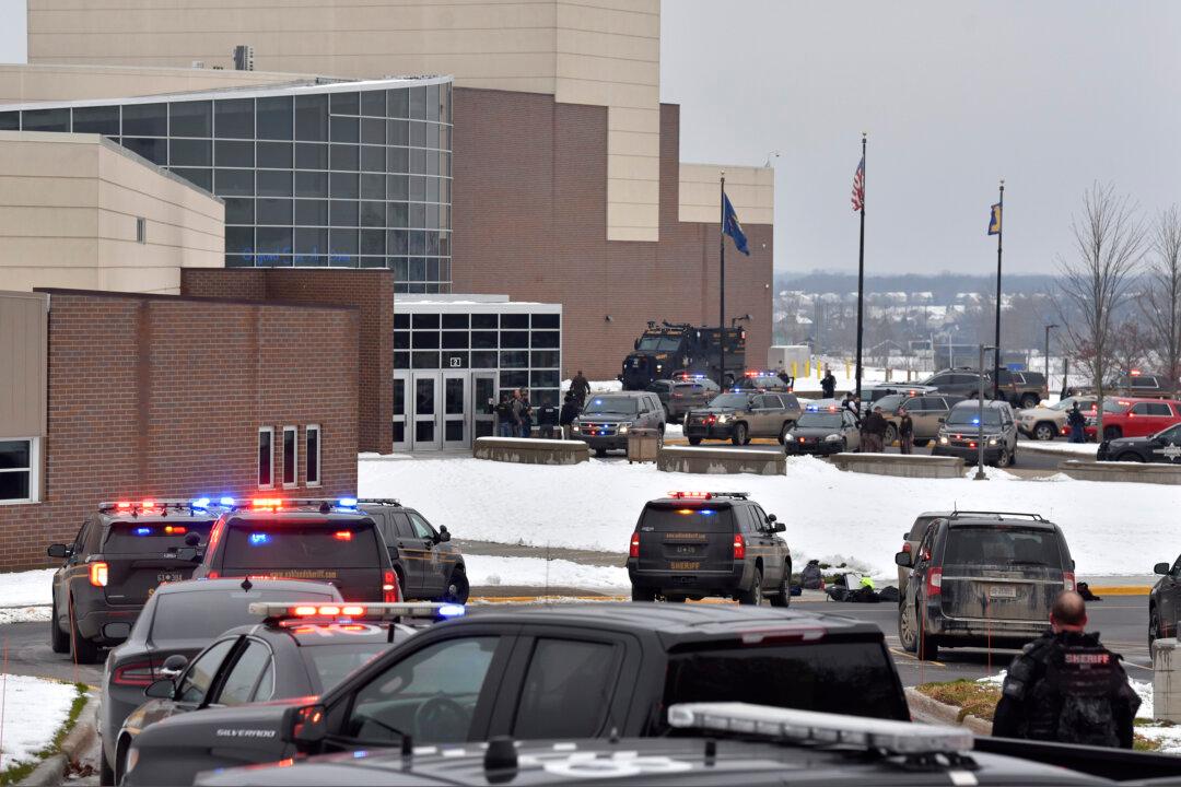 Father of Michigan School Shooting Suspect Purchased Gun Days Before Attack: Official