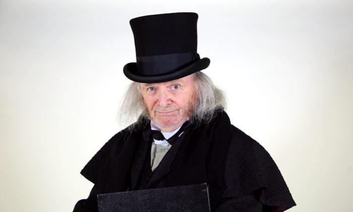 South Coast Repertory Founding Member Takes on Role as Scrooge