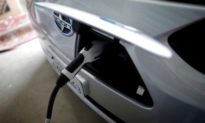 Auto Executives Expect EVs Will Own Half of US, China Markets by 2030: Survey