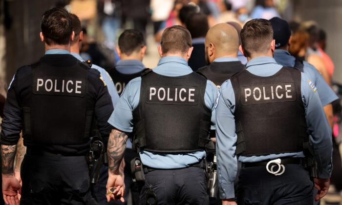 Threefold Jump in Chicago Cops Facing Sack Over Civilian Complaints