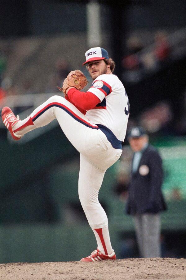 Chicago White Sox pitcher LaMarr Hoyt pitches during a baseball game in New York. on Oct. 25, 1983. (John Swart/AP Photo)