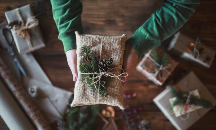8 Clever Ways to Make Your Holiday Celebration More Sustainable