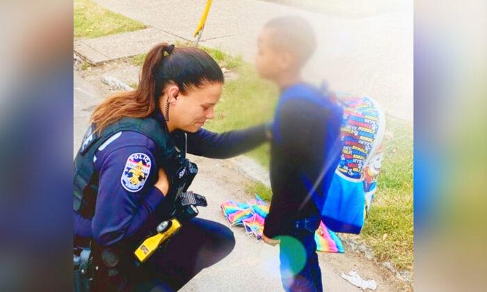 Boy Stops Police Officer at Bus Stop, Asks Her to Pray With Him: ‘Be That Positive Light’