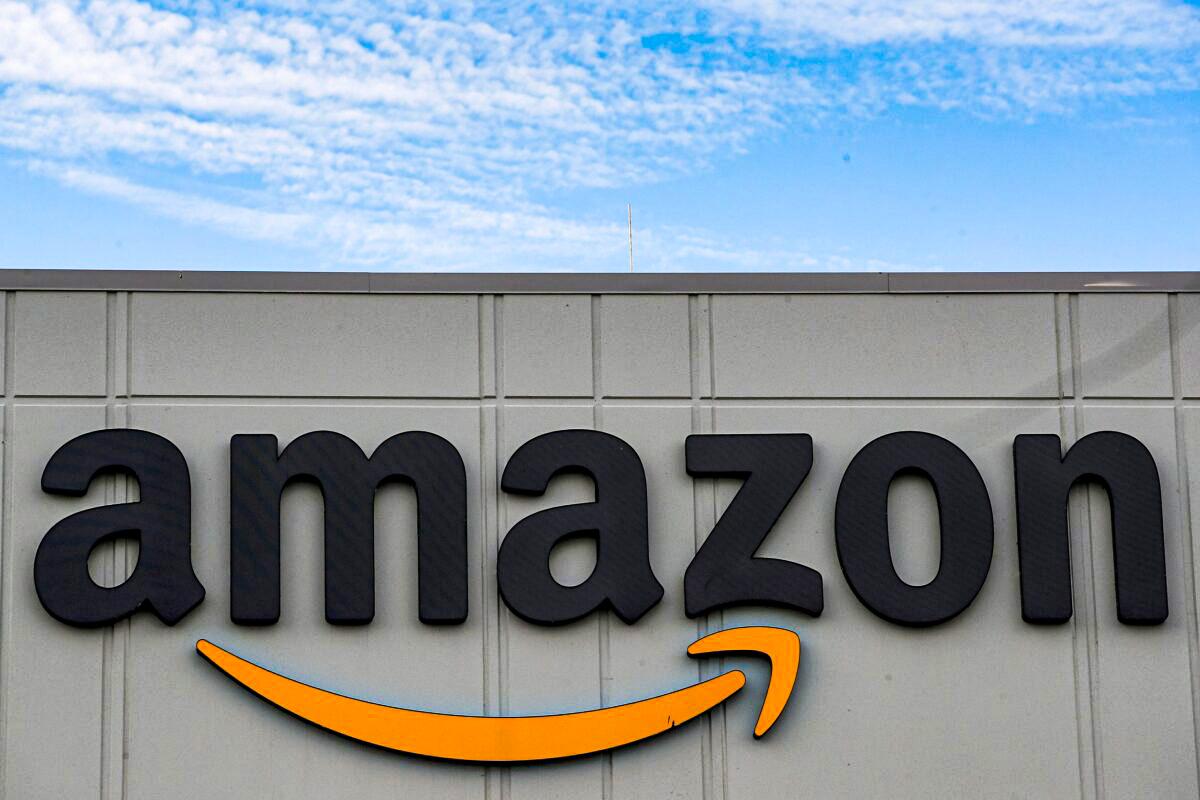 Amazon Accused of Massively Underreporting COVID Cases Contracted at Work