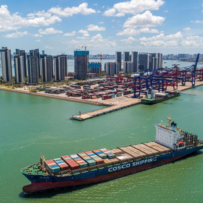 CCP’s Hainan ‘Free Trade Port’ Attracts Residents’ Complaints, Experts’ Skepticism