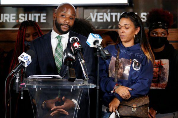 Sean Walton (L), attorney representing Tamala Payne (R), the mother of Casey Goodson Jr., speaks during a news conference in Columbus, Ohio, on Dec. 2, 2021. (Jay LaPrete/AP Photo)