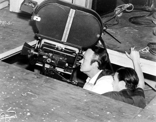 Orson Welles and Gregg Toland direct a scene in "Citizen Kane." (RKO Radio Pictures)