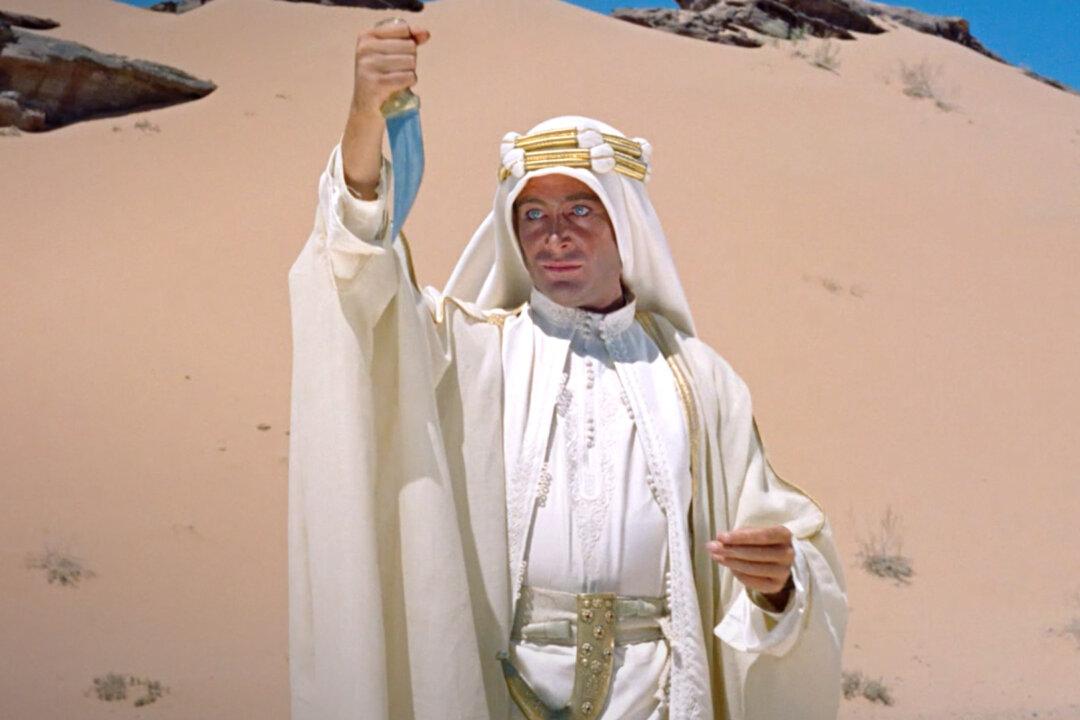 Iconic Films: ‘Lawrence of Arabia’: A Searing Biographical Epic of an Eccentric Hero