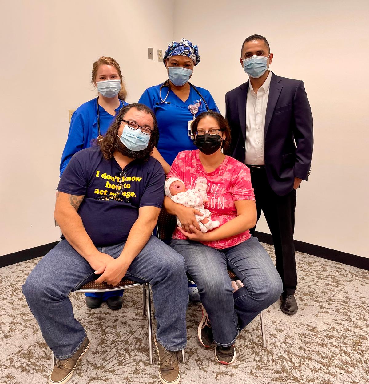 Jonathan and Vanessa with baby Juliette and Riverside Hospital staffers. (Courtesy of <a href="https://riversidecommunityhospital.com/">Riverside Community Hospital</a>)