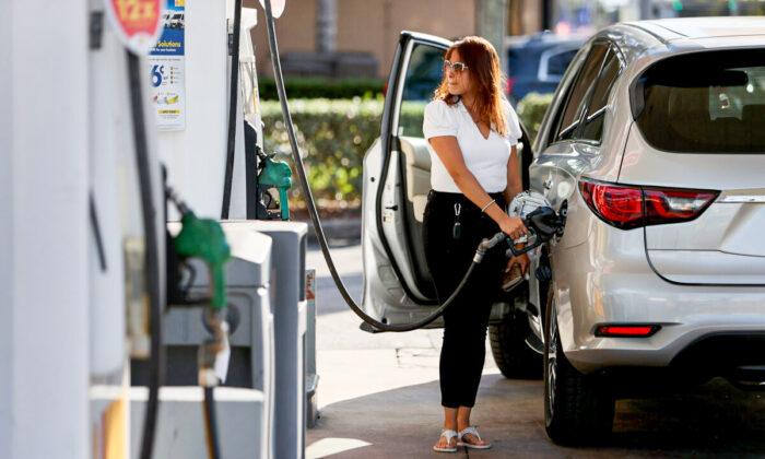 Gas Prices Fell Nationwide in Past Week