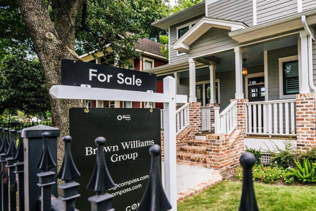 6.46 Million Existing Homes Sold in November, Sales Increase For Third Consecutive Month