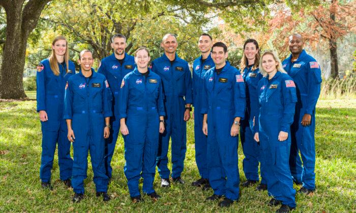 NASA’s 10 New Astronauts: Pilots, Doctor, Physicist, Cyclist