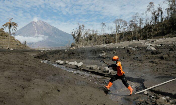 Indonesia Considers Relocations After Deadly Volcanic Eruption