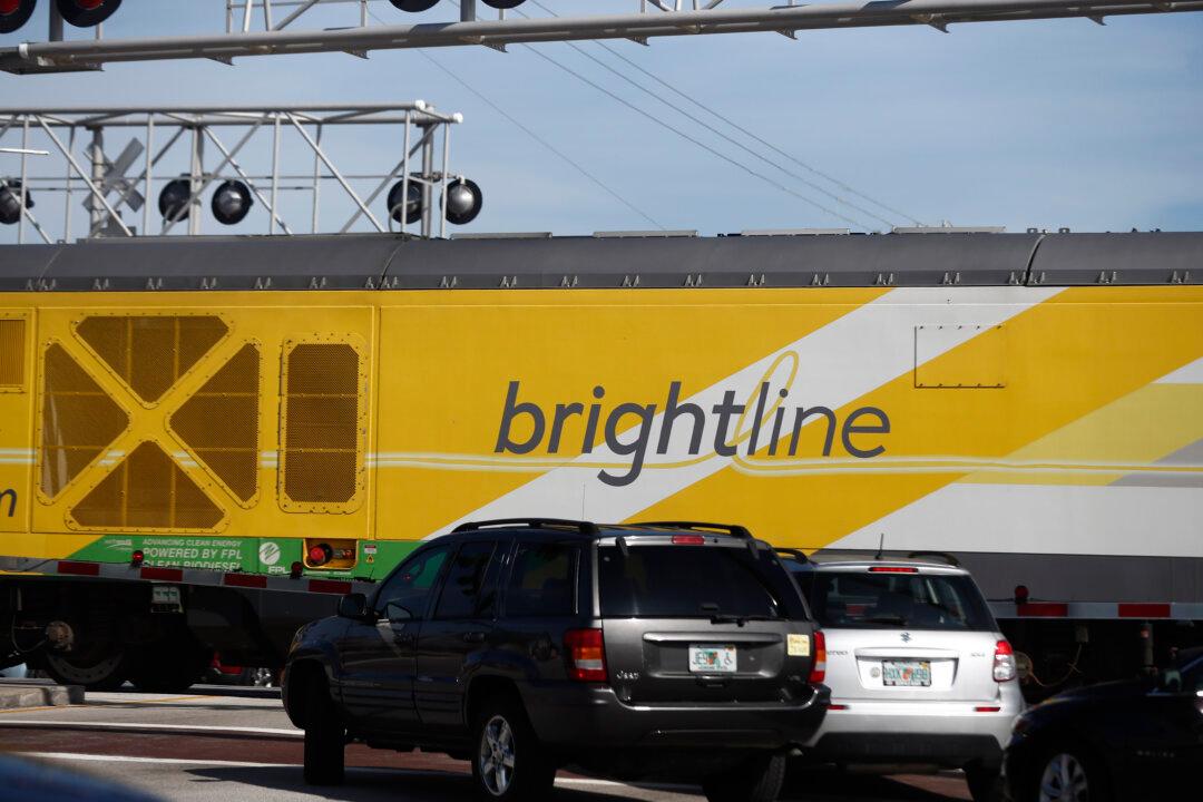 Florida Passenger Train Kills Man Weeks After Reopening
