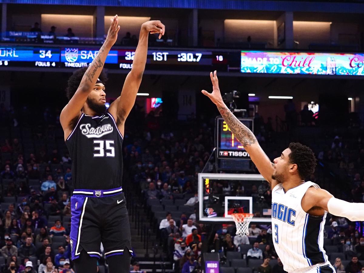 Kings Produce High-Scoring Win Over Slumping Magic