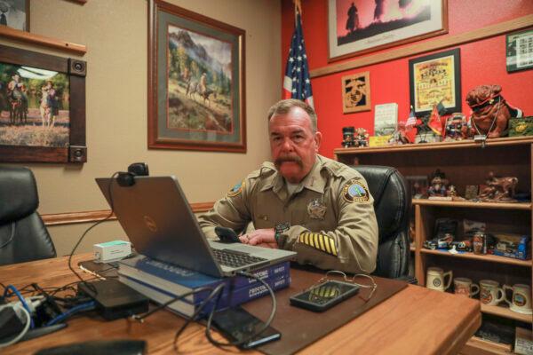 Yuma County Sheriff Leon Wilmot in his office in Yuma, Arizona, on Dec. 10, 2021. (Charlotte Cuthbertson/The Epoch Times)