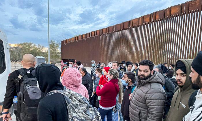 Mayor Declares Emergency in Arizona City Rocked by Illegal Immigration