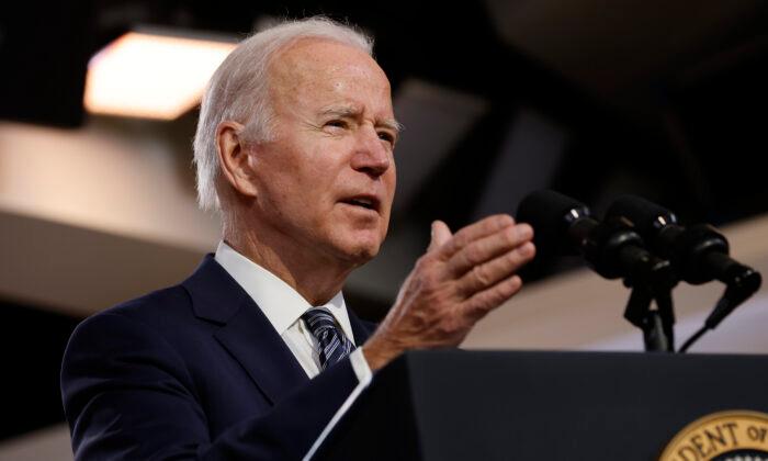 Biden Signs Bill to Enable Fast-Track Raising of US Debt Limit