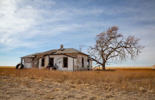 An abandoned home outside of Walsh, Colo., on Dec. 6, 2021. (John Fredricks/The Epoch Times)