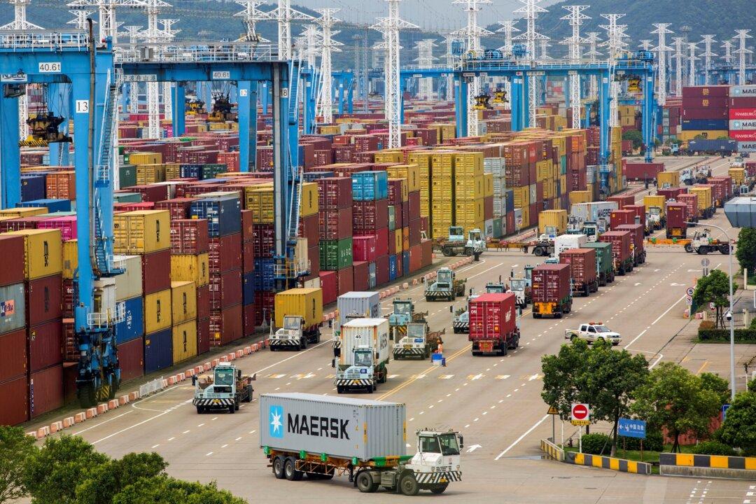 Beijing’s New Import Rules Bring Headaches for Food and Beverage Makers