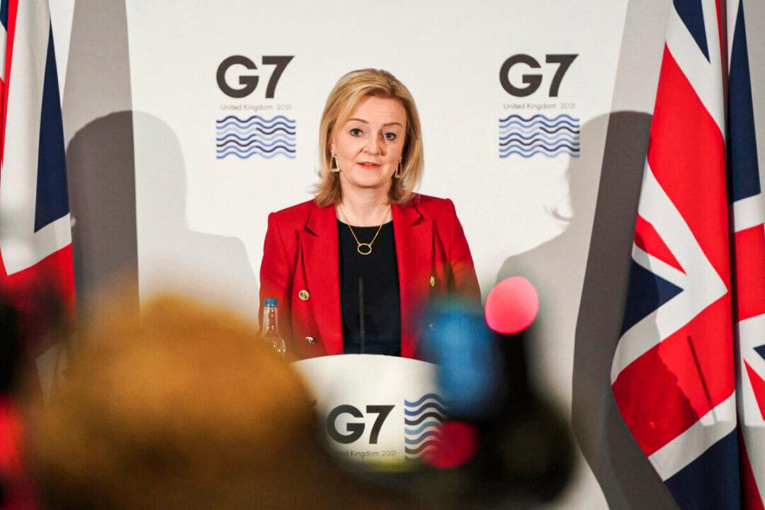 G-7 Warns Russia of ‘Massive Consequences’ of Ukraine Incursion