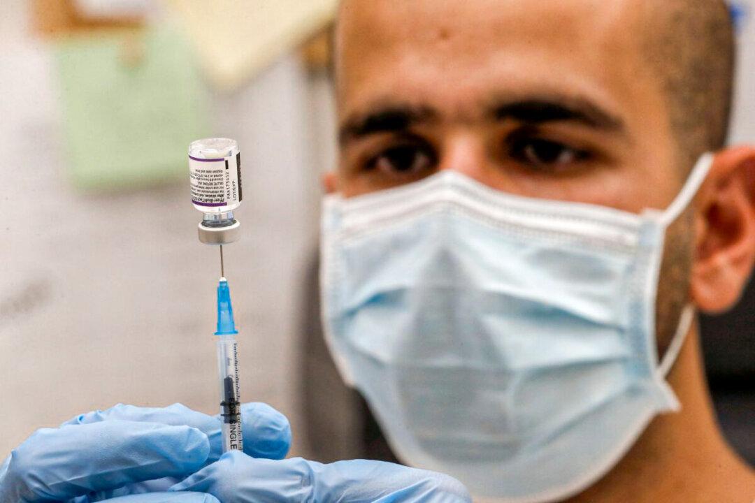 Natural Immunity More Protective Over Time Than COVID-19 Vaccination: Study