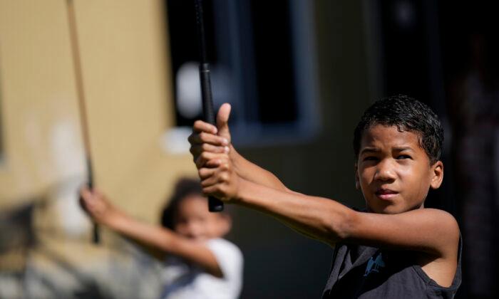 Rio Favela Seeks to Improve Kids’ Lives Through Golf