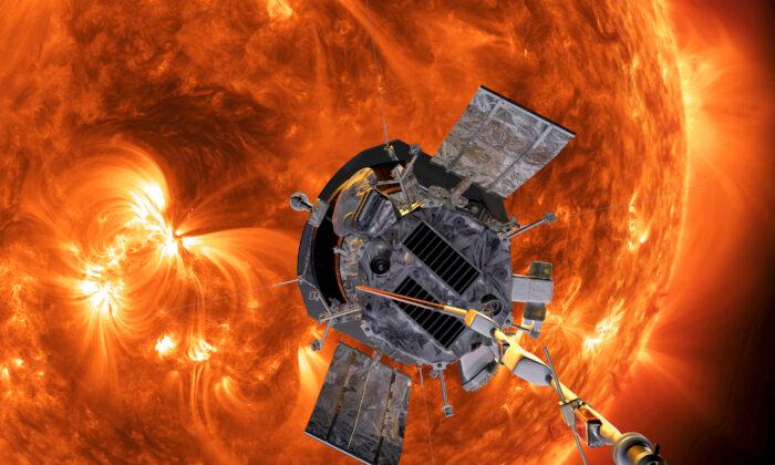 NASA Craft ‘Touches’ Sun for 1st Time, Dives Into Atmosphere