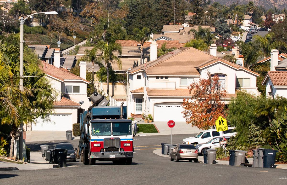 Trash Collection Company Deploys National Emergency Response Team