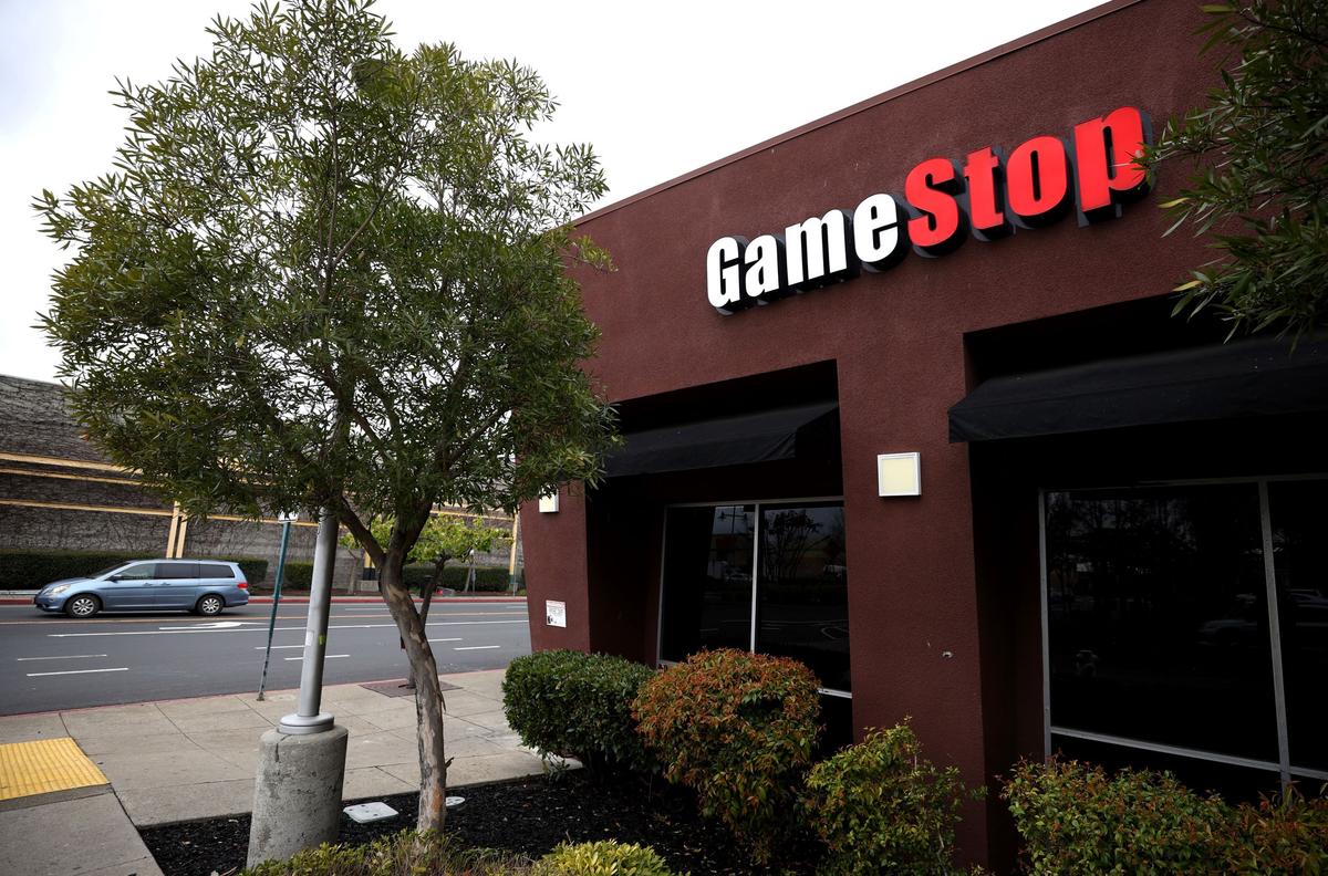 AMC, GameStop Remain ‘Dangerously Overvalued’ a Year After Meme Stock Frenzy: Analyst