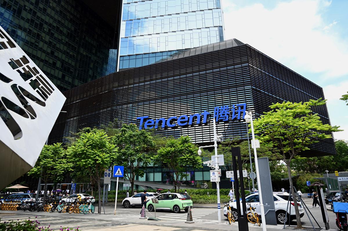 Chinese Tech Giants Tencent and Alibaba Saw Profits Plunge in 2nd Quarter