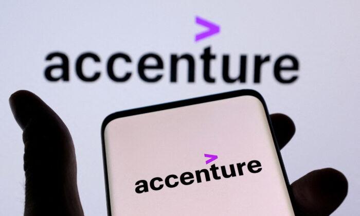 Accenture Stock Gains on Q1 Beat, Raised FY22 Outlook