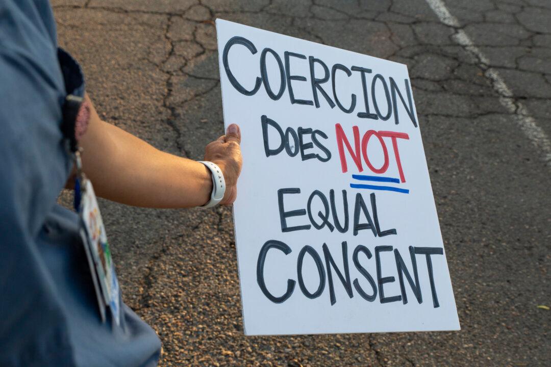 Florida Health Official Suspended After Urging Vaccinations to Employees